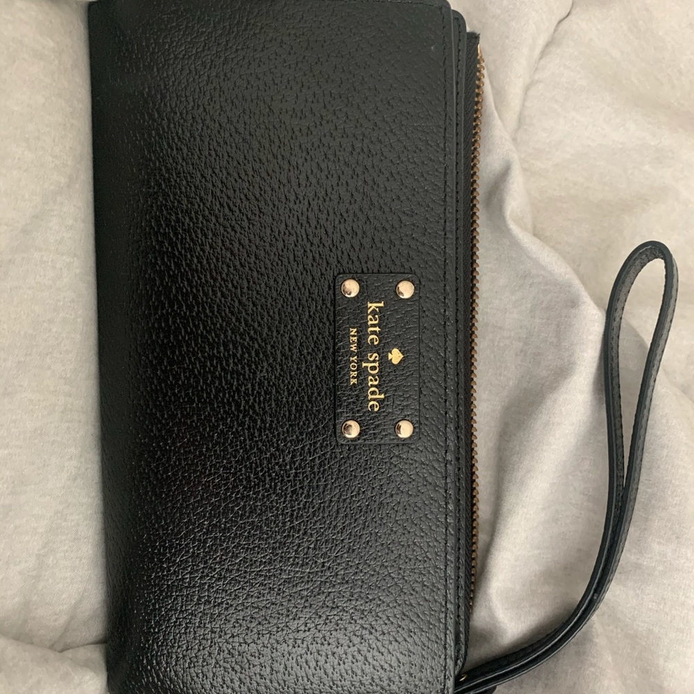 Kate spade wristlet